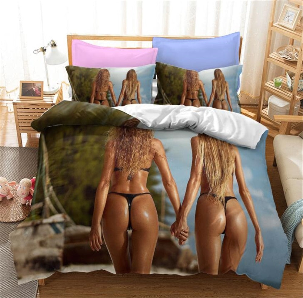 Funda Nórdica Dos Chicas En Tangas En La Playa